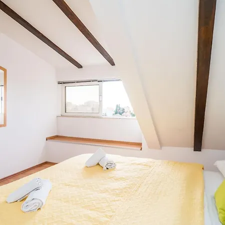 アパート Deluxe Duplex House With Terrace *