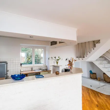 Appartement Deluxe Duplex House With Terrace *
